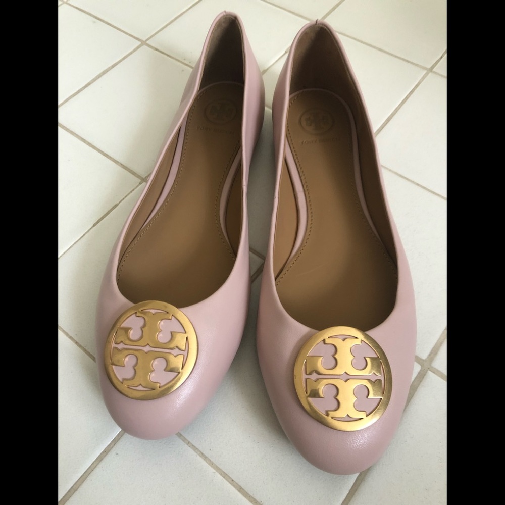 Shoes very light pink